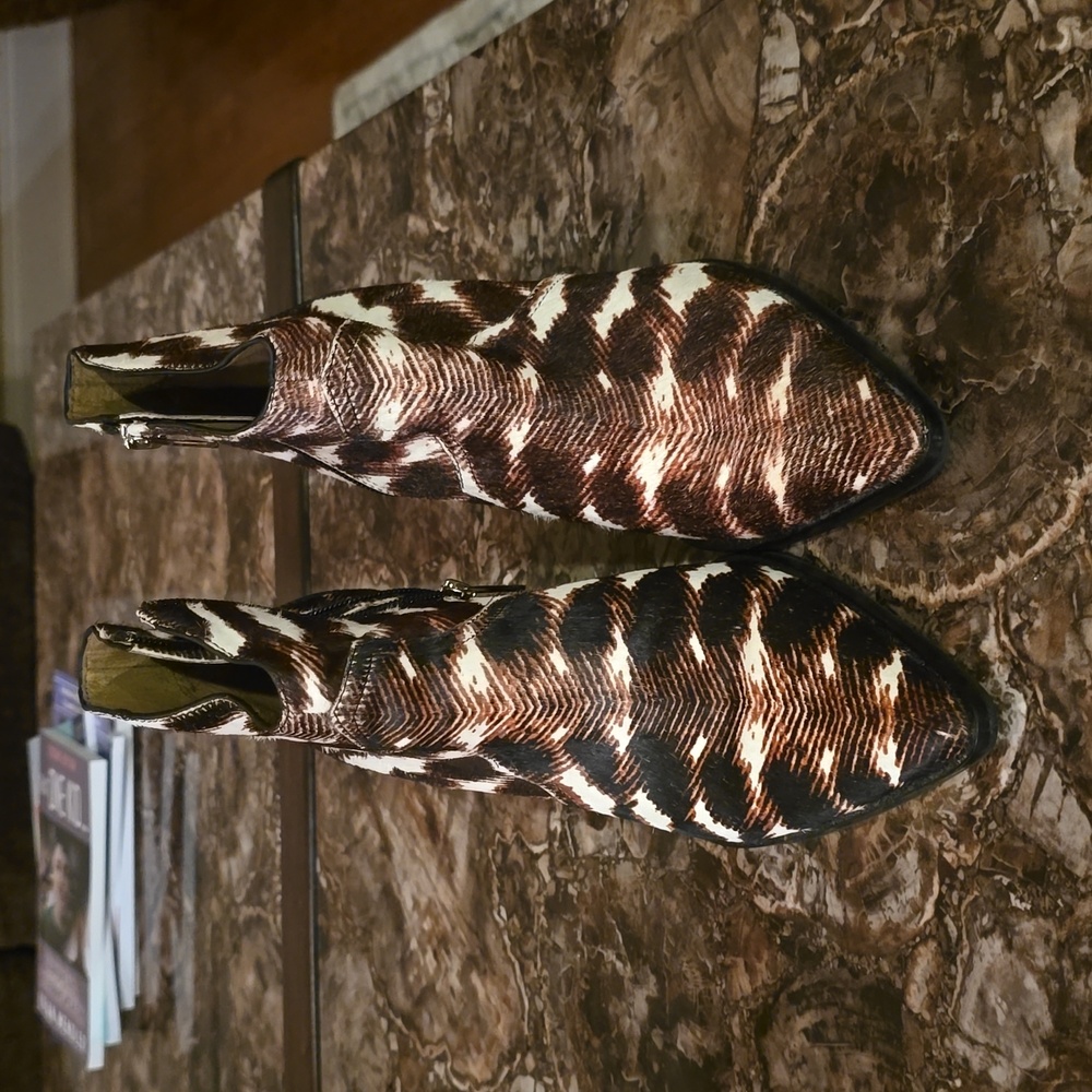 Antonio Melani booties size 9